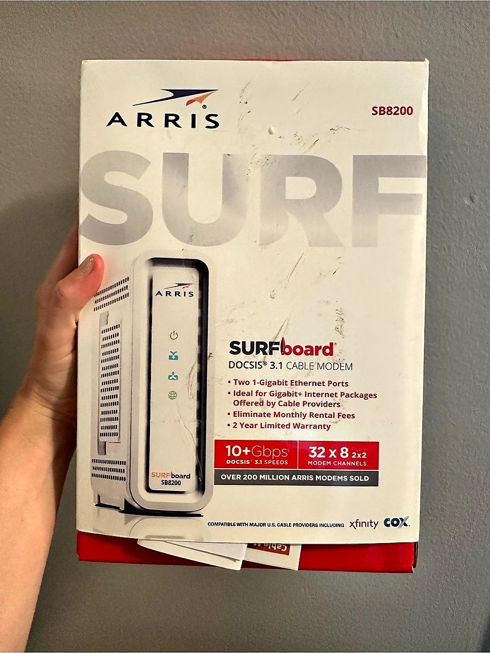 ARRIS SURFboard SB8200 DOCSIS 3.1 Cable Modem